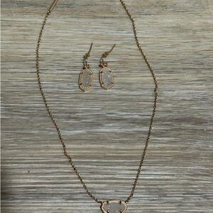 Elegant Rose Gold Necklace and Earring Set